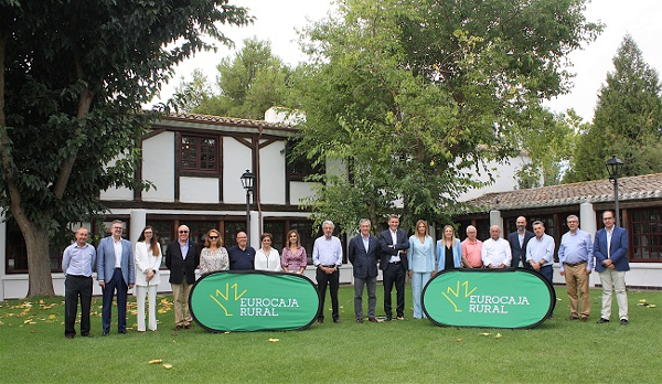  Eurocaja Rural reúne un año más a su Consejo Rector en Albacete, certificando su apoyo al territorio y su Feria
