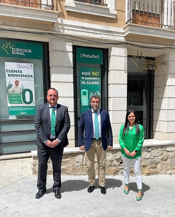 Eurocaja Rural inaugura oficina en Peñafiel (Valladolid), corroborando su implicación con la zona